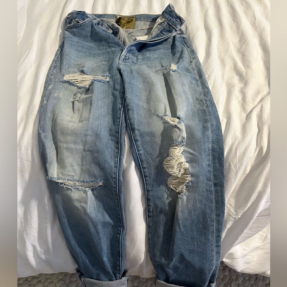 Mother denim tune up cuff jean size 28